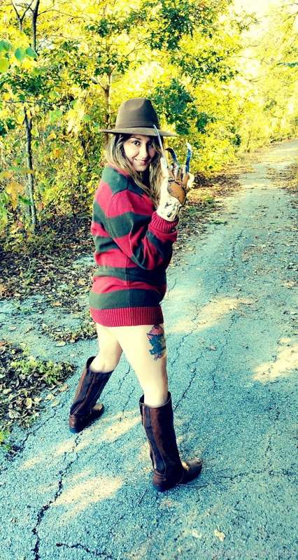 Freddy Krueger cosplay
If you enjoyed, tip me on my Skates c.. 7
