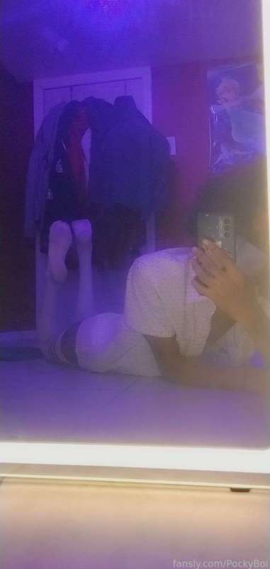 Pockyboi - Fansly - 07 Sep, 2022 1