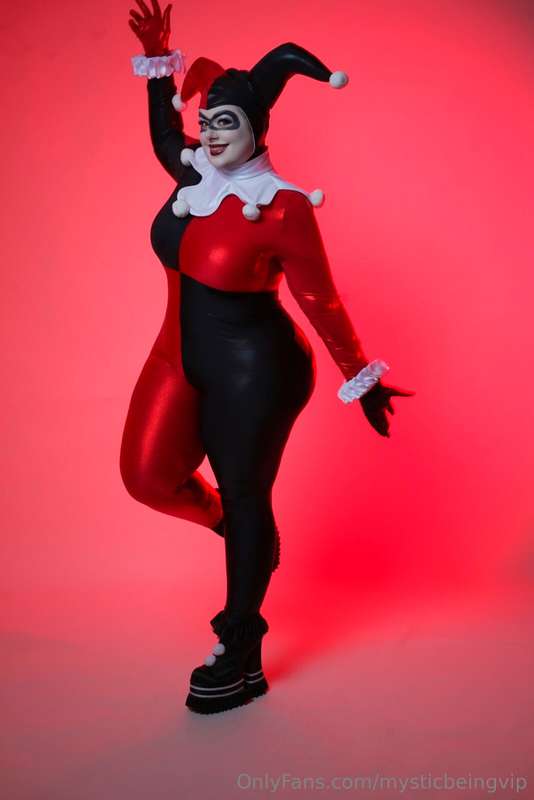Day 10/31 days of Halloween | Classic Harley Quinn 🃏 18