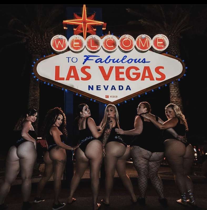 Super hot group picture 🔥 vegas
