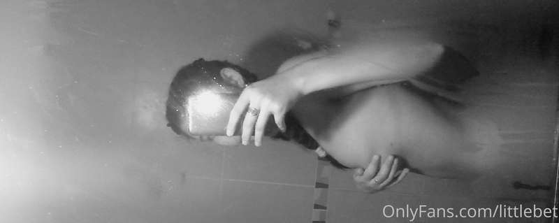 it's always a good time to take a 🚿🚿 🔥