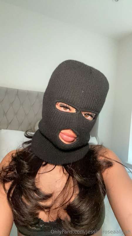 More of a PG post for this Sunday evening, but I felt cute i..