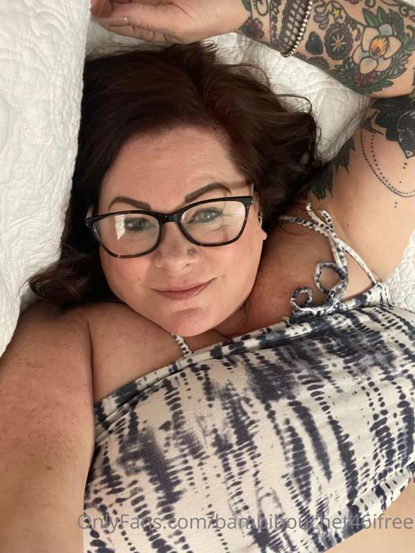 Take a guess what day it is???? Big Tit Tuesday…. Do I belon.. 4