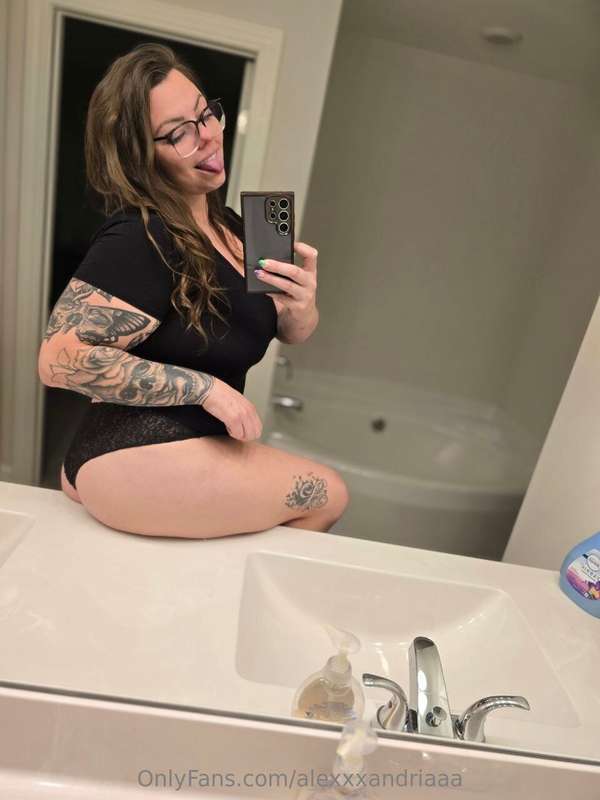 Thick thighs, tight ass-ready to bounce for you.