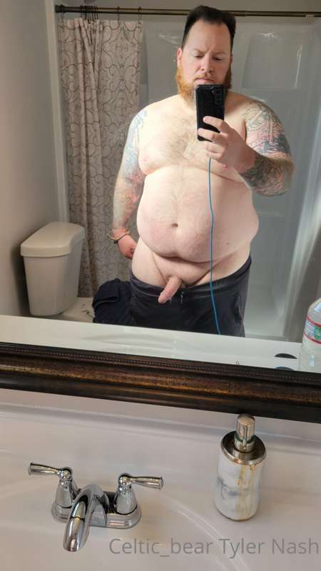 Some dic pics on this freaky Friday. Those of you with re-bi.. 3