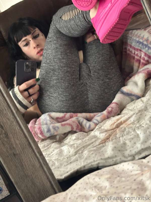 do you still like my feet?🥺 i do👅 4