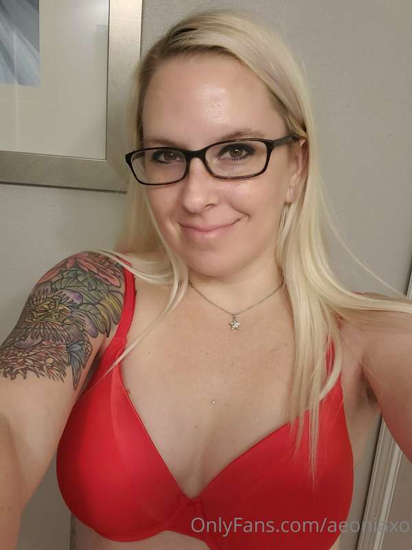 Thesexyvee - Onlyfans - 10 Mar, 2022 3