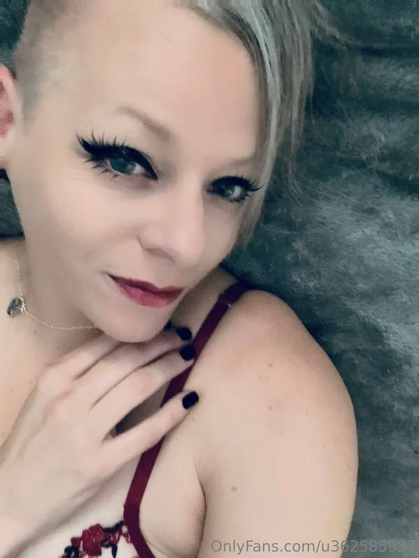 happy hump day 💋💋