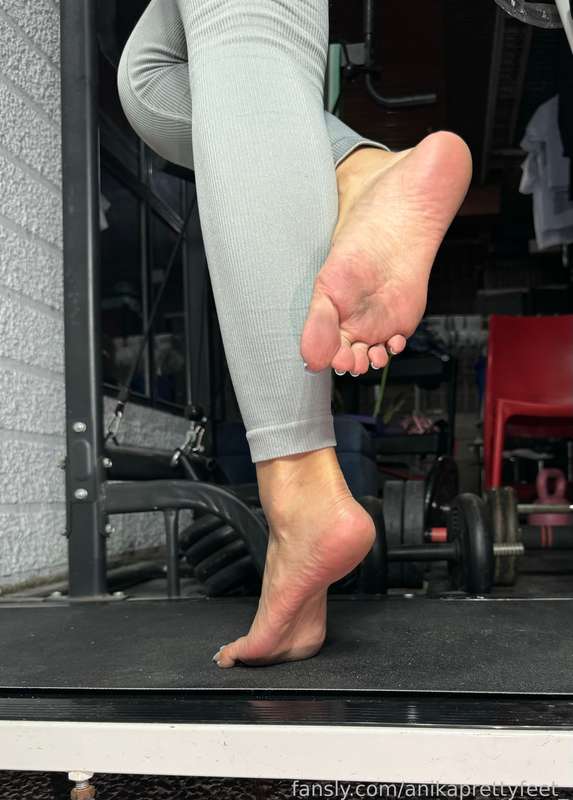 Anikaprettyfeet_ - Fansly - 12 Jul, 2025 32
