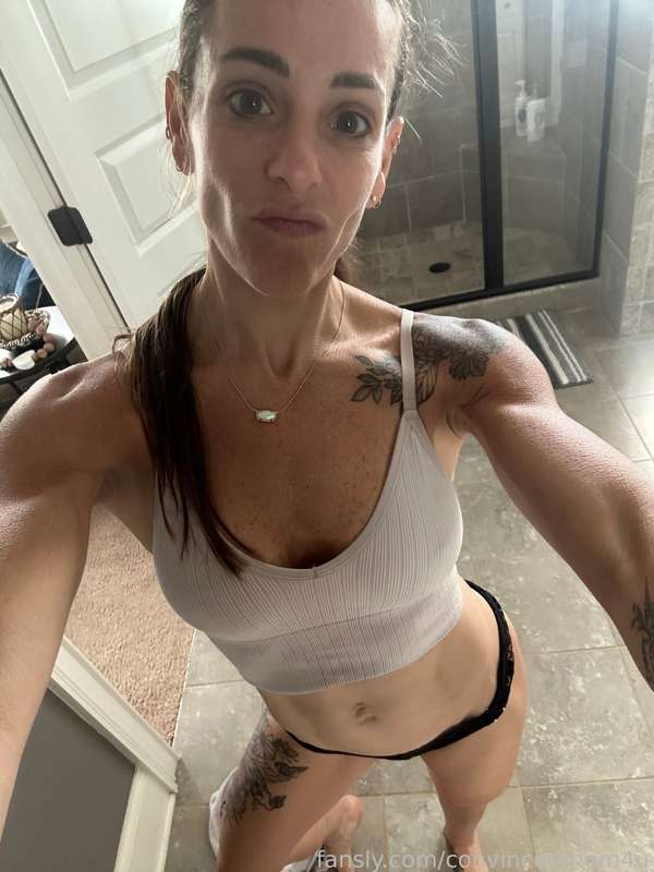 Convincedmom4U - Fansly - 17 Apr, 2025 2