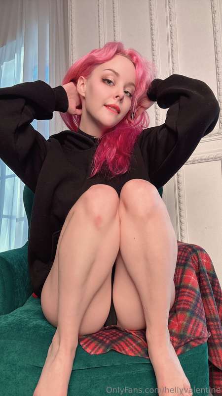 It’s getting cold, so I pulled on my oversized hoodie… but I.. 11