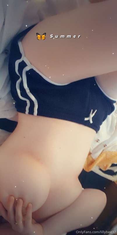 Yall gotta get used to these upside down nudes 3