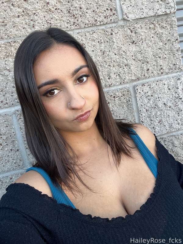 Haileyrose_Fcks - Fansly - 22 Feb, 2025