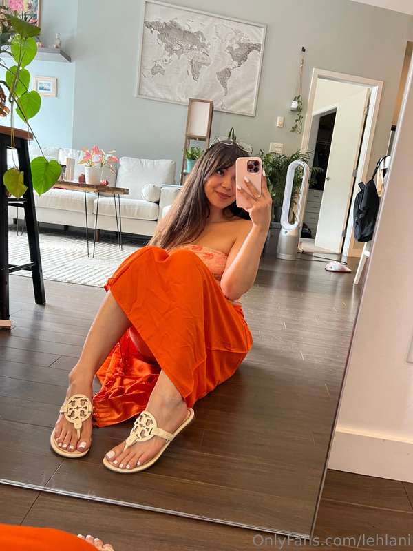 I LOVE summer gosh when I can wear what I actually want to w.. 6