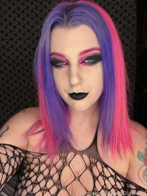 Roxxidiamond - Fansly - 17 Sep, 2024 3