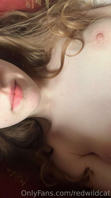 I myself can't decide what I like more about my body 5
