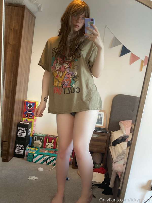 Another hot day here 🥺 this was legitimately my outfit all d..