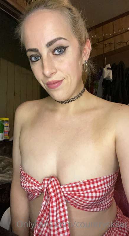 Countrysk8Er - Onlyfans - 15 Apr, 2022