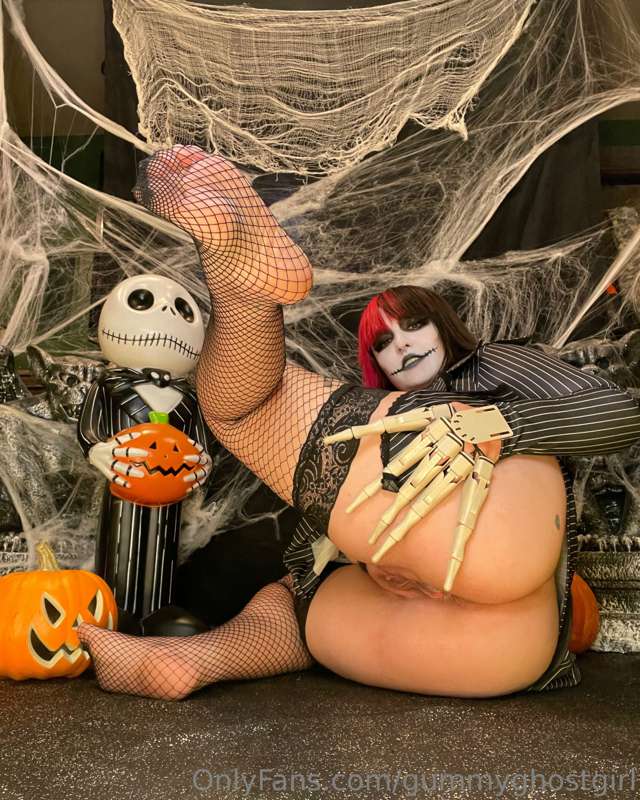 The pumpkin queen 👑💀 20