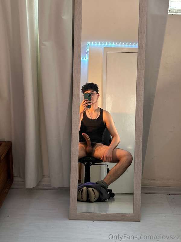 🤩 🍆 1