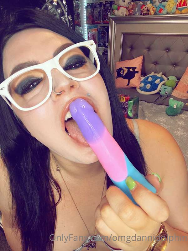 Sucky sucky lol 😂