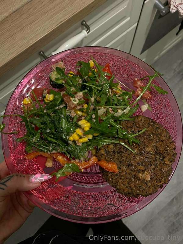 Food is the most essential part of a balanced diet😊