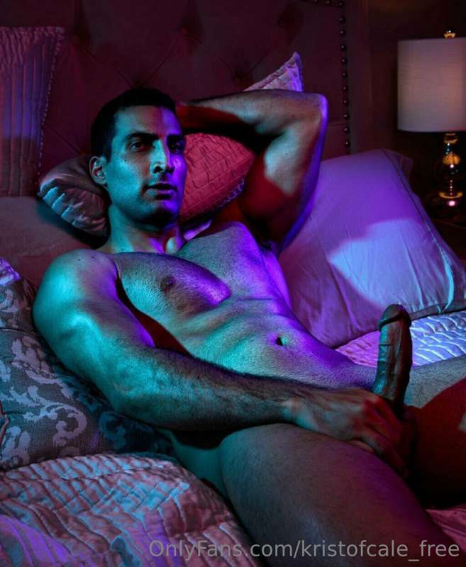 🔥Follow this Hairy muscle alpha Rez, the Persian Prince! @Re.. 3