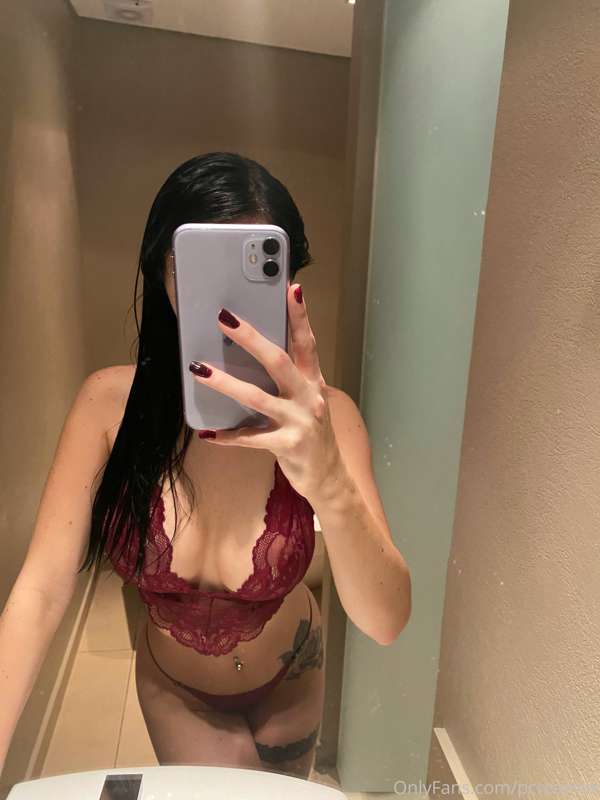I just got out of the shower. . and I feel like masturbating..