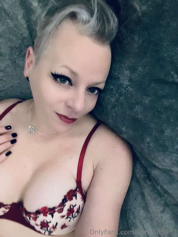 happy hump day 💋💋 11