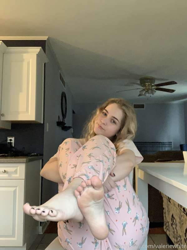 Valeriewhitebby - Onlyfans - 18 Mar, 2020 1