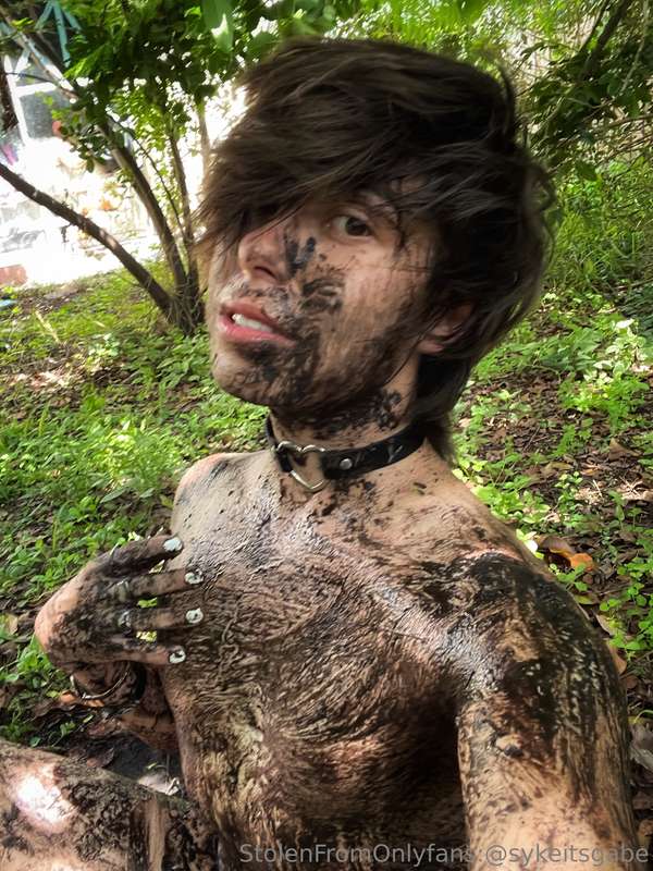 You all know I love rain and playing in the puddles 🥺 would .. 16