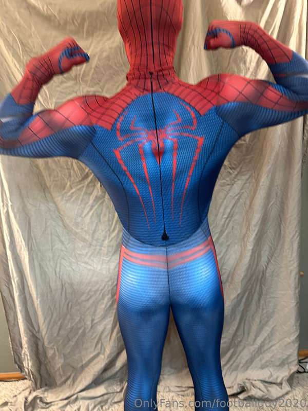 New Spider-Man pics and videos  11