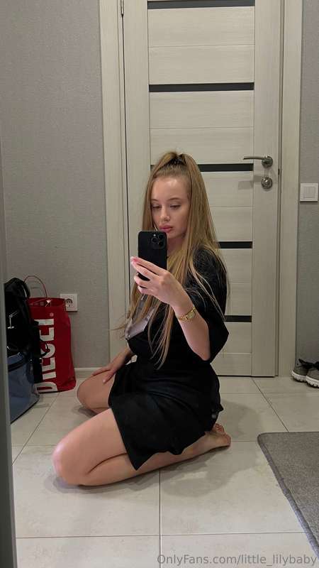 Here's catching me after cleaning! 🧹✨ Who says housework can..
