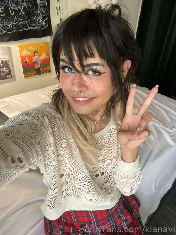 New self facial video coming tomorrow 🥰
Goodnight, I love u .. 2