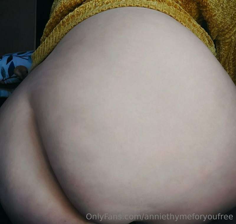 How many inches do you think my ass is?