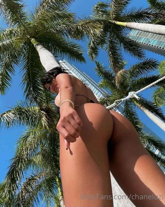 R u around? I'll be in my Dms all day today 💌