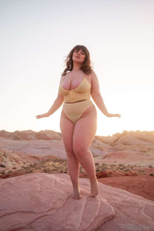 Yay! I finally get to share some beautiful shots from shooti.. 18