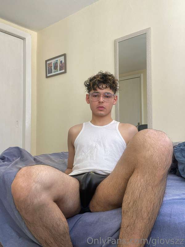 No suelo subir de mi culo virgen, pero aquí les van unas pic.. 7