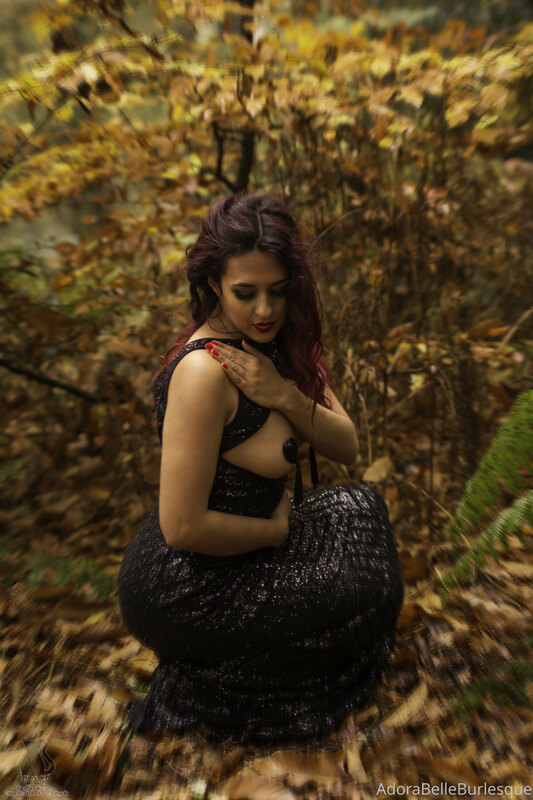 A lil sideboob with @blackcatphotographyuk x