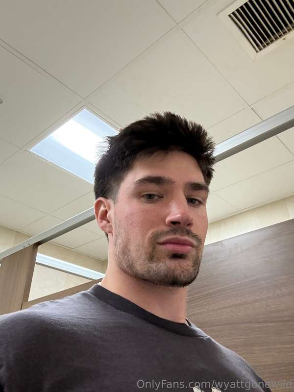 what are you looking at🤨