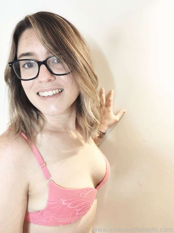 Innocenthotwife - Fansly - 01 Nov, 2021 1