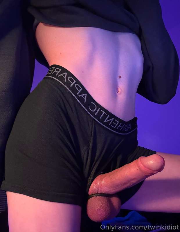 just some pictures of my bulge and conk :3 new video tomorro.. 5