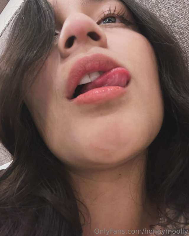 ## WHO IS THE NUMBER 1 FAN OF MY TONGUE???? 😈🫵