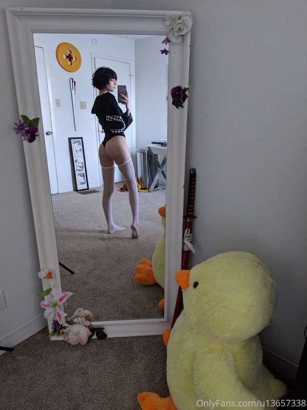 Have some food 
I took too many lewds today 7