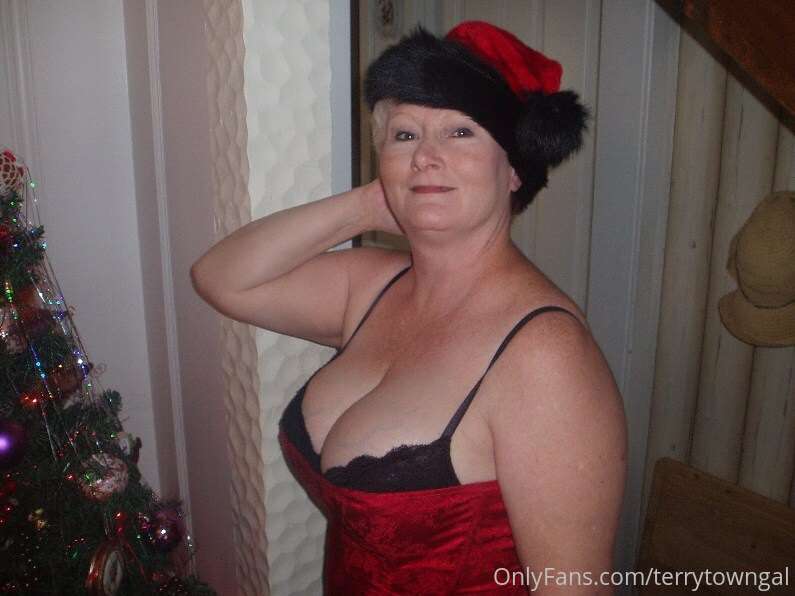 How would you like to find me under your tree on Christmas?