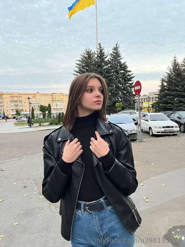 Do you like to go for a walk? 🥰💖 1