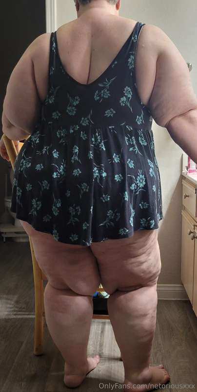Wouldn't you love to fuck a Huge ASS like this??
