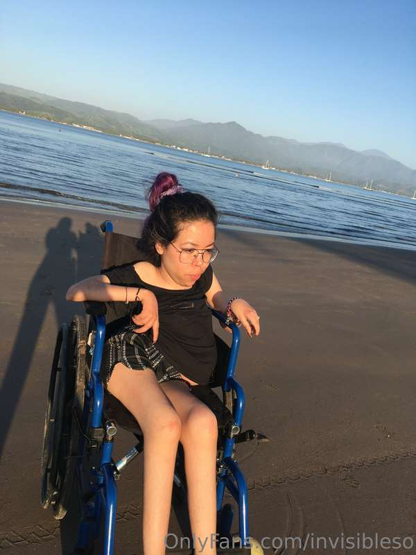 I wanna get back to the beach! 🥰✨
