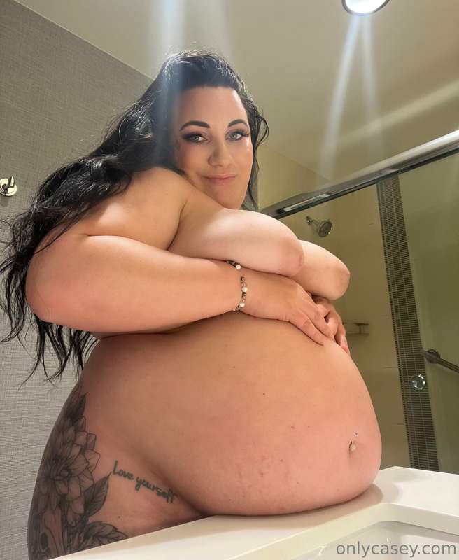 All I ever wanted was a gut that I could plop onto the count.. 1