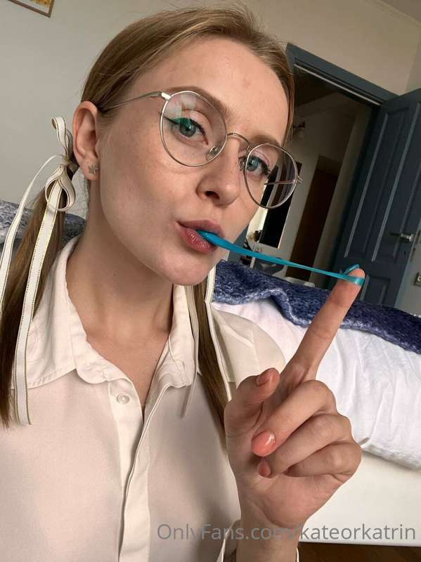 What's your taste in bad or good students? 🤤 2